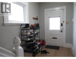 196 WELLINGTON Street - 14