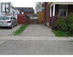 196 WELLINGTON Street - 4
