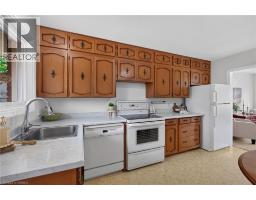 21 BRIER Crescent - 12