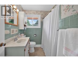 21 BRIER Crescent - 19