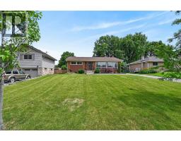21 BRIER Crescent - 42