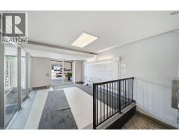 87 ST GEORGE Street UnitNo. 304 - 27