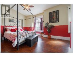 284 COLBORNE Street N - 19