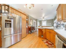 284 COLBORNE Street N - 31