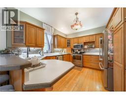 284 COLBORNE Street N - 43