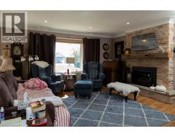206 KING Street - 14