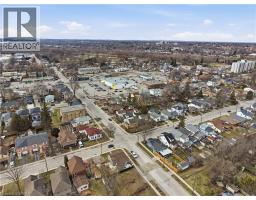 64 RICHARDSON Street - 38