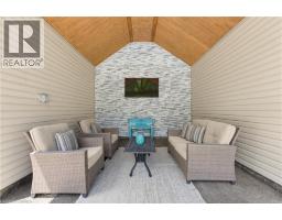 131 MAPLE Avenue N - 41