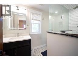 8 ABIGAIL Avenue - 27