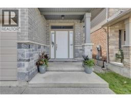 28 BANKS Street - 3