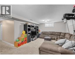 28 BANKS Street - 40