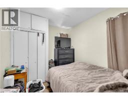 34 YOUNG Street - 28