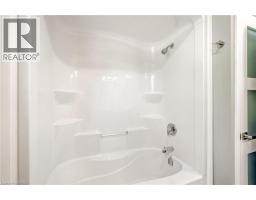 33 TANGLEWOOD Terrace - 26