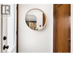 256 BOWMAN Street - 8