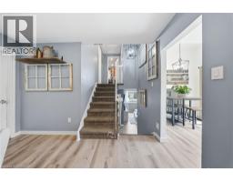 33 HALLMARK Street - 10