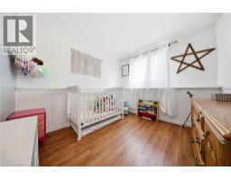33 HALLMARK Street - 18