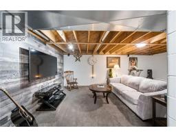 58 MUNSEE Street N - 21