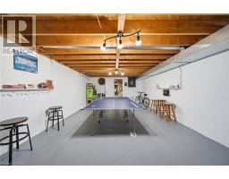 58 MUNSEE Street N - 23