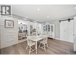 58 MUNSEE Street N - 9