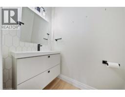 32 ARLINGTON Parkway - 11