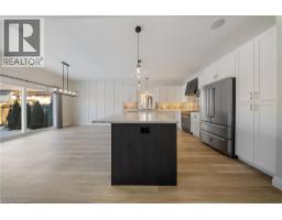 32 ARLINGTON Parkway - 7