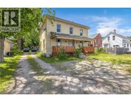 34 YOUNG Street - 1