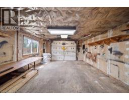 27 FRANK Street - 36
