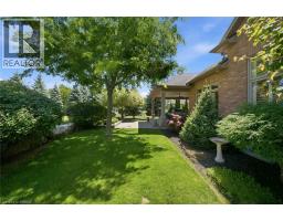 14 ELLINGTON Place - 43
