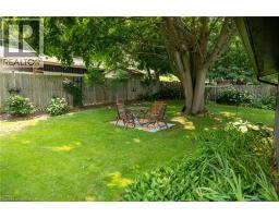 260 ROBINSON Street - 5