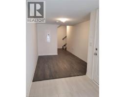 585 COLBORNE Street E UnitNo. 913 - 2