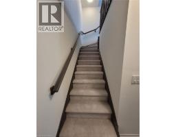 585 COLBORNE Street E UnitNo. 913 - 4