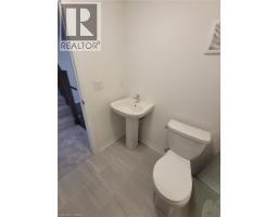 585 COLBORNE Street E UnitNo. 913 - 5