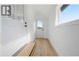 92 FAIRVIEW Drive - 26