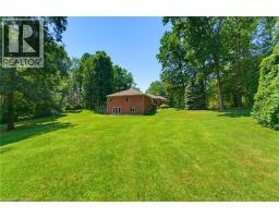 301 GOVERNORS Road E - 23