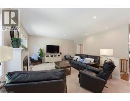 301 GOVERNORS Road E - 5