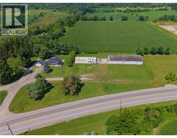 416 KING EDWARD Street - 2