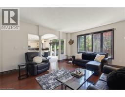 141 FALCONRIDGE Drive - 22