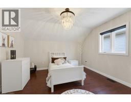 141 FALCONRIDGE Drive - 36