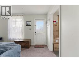 128 MARY Street - 3
