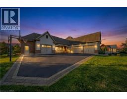 29 WALLACE Court - 3
