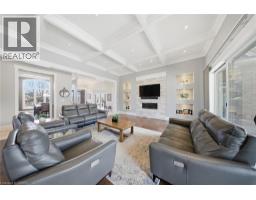 29 WALLACE Court - 8