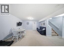 385 PARK Road N UnitNo. 10 - 19