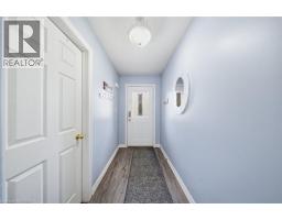 385 PARK Road N UnitNo. 10 - 6