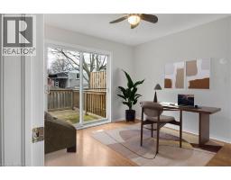 229 LYNDEN Road UnitNo. 19 - 19