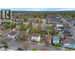 303 DALHOUSIE Street - 35