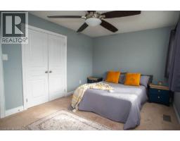 10 BISSET Avenue - 30