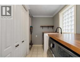232 PARIS Road - 33