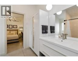 232 PARIS Road - 44