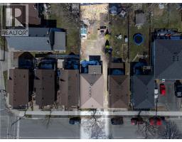 300 DALHOUSIE Street - 24