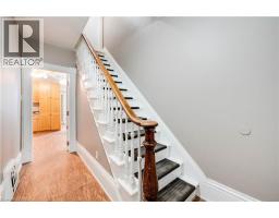 300 DALHOUSIE Street - 3